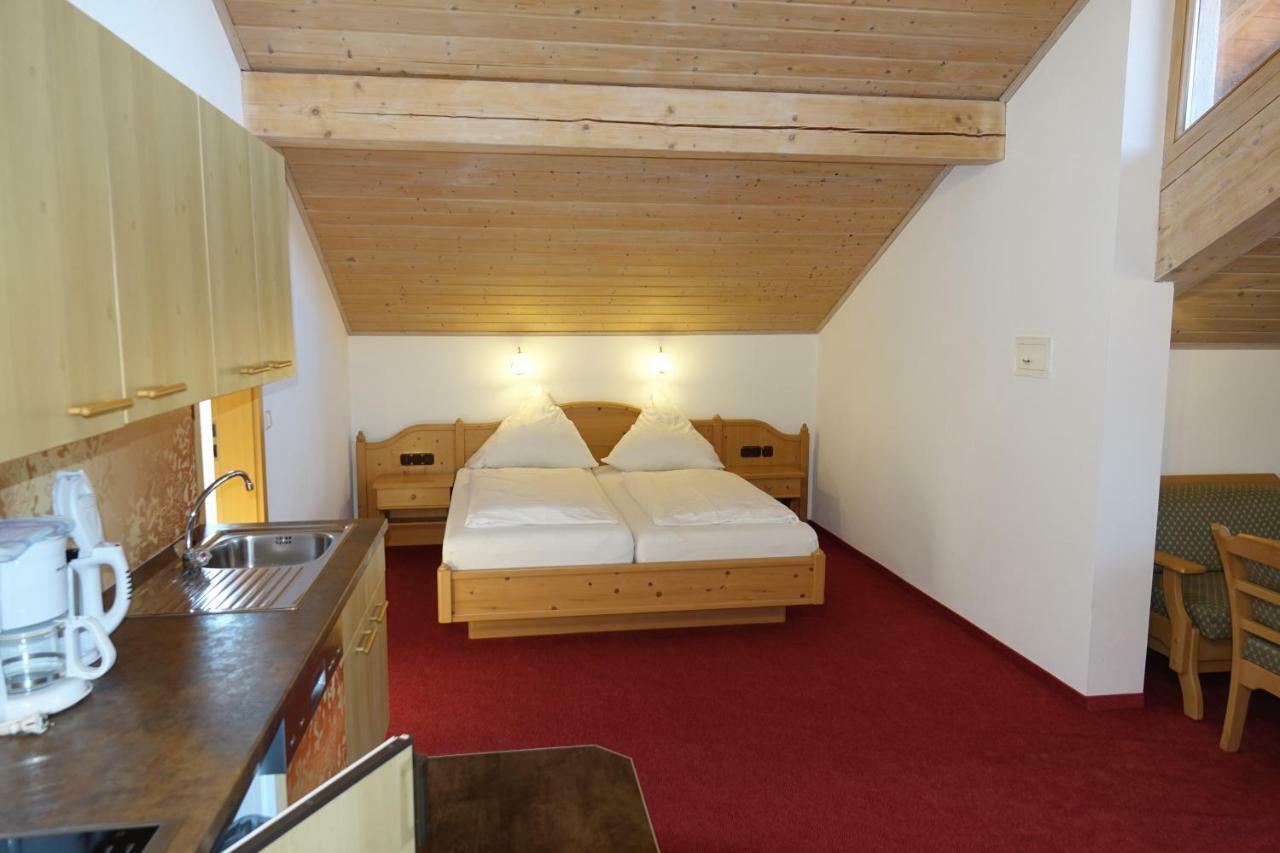 Gaestehaus Guggomos "Hopfen Am See" Füssen Exterior foto